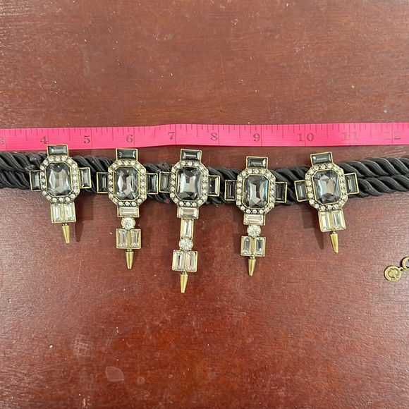 Vintage inspired C Wonder Necklace - Picture 2 of 5